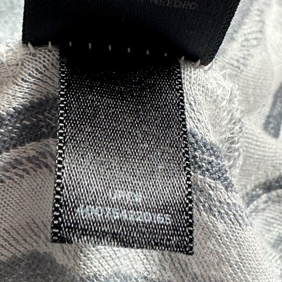 Simply Vera Wang Womens Geometric Stripe Top XL Gray 3/4 Sleeve Asymmetric Hem - Picture 7 of 9